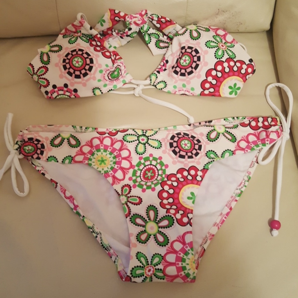 Swim suit